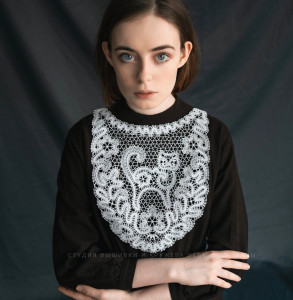 Манишка-кокетка  Кошечка Вятское кружево
